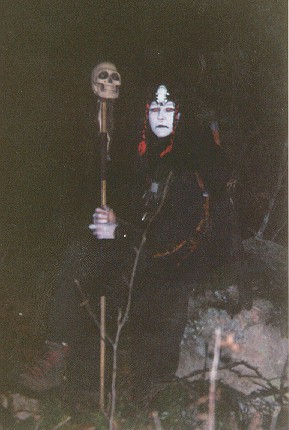 henke_stav.jpg (38887 bytes)